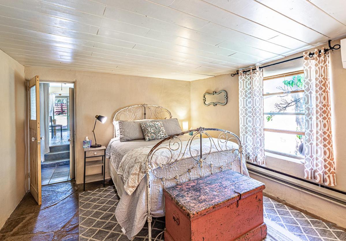 Pet Friendly Pinon Heaven Bed & Breakfast Canada de los Alamos Ngoại thất bức ảnh