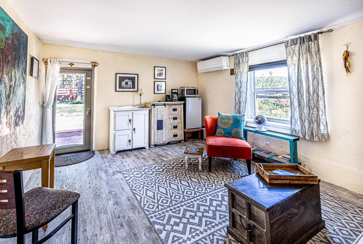 Pet Friendly Pinon Heaven Bed & Breakfast Canada de los Alamos Ngoại thất bức ảnh